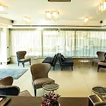 Western Jfk 4* Napels