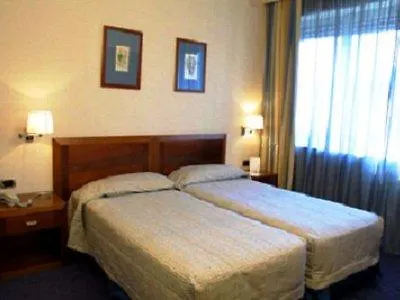 Western Jfk 4*