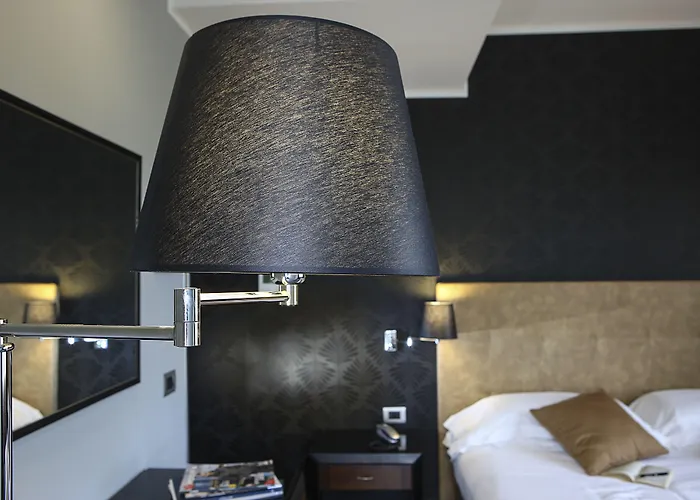 Western Jfk Otel 4*