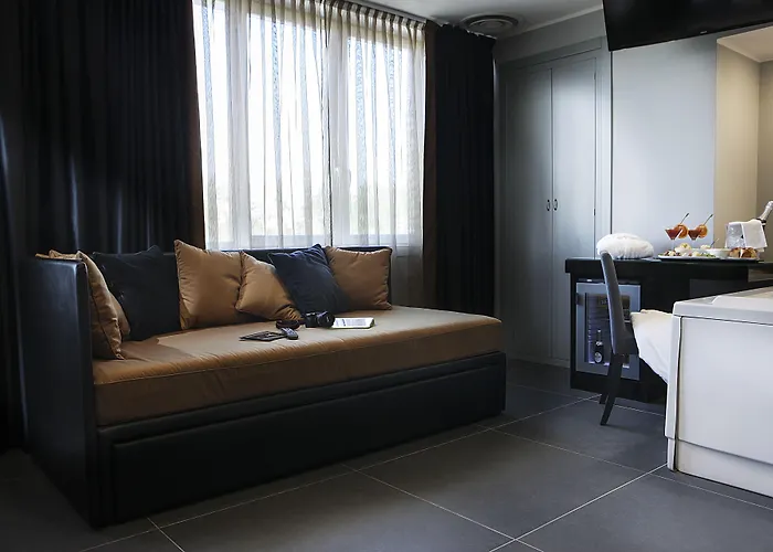 Western Jfk 4* Napoli