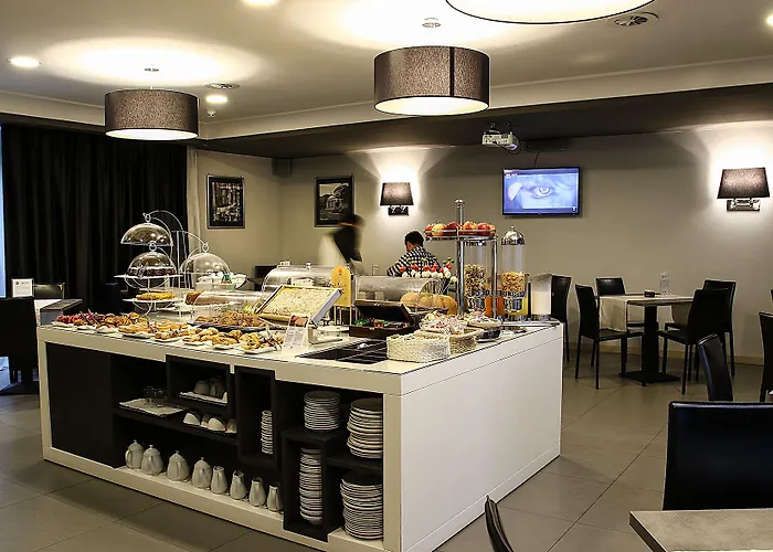 Otel Western Jfk 4*